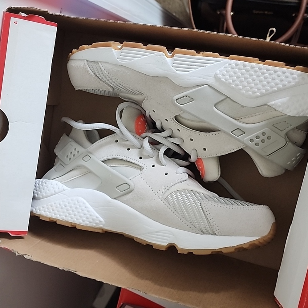 WMNS AIR HUARACHE RUN TXT 'LIGHT BONE'